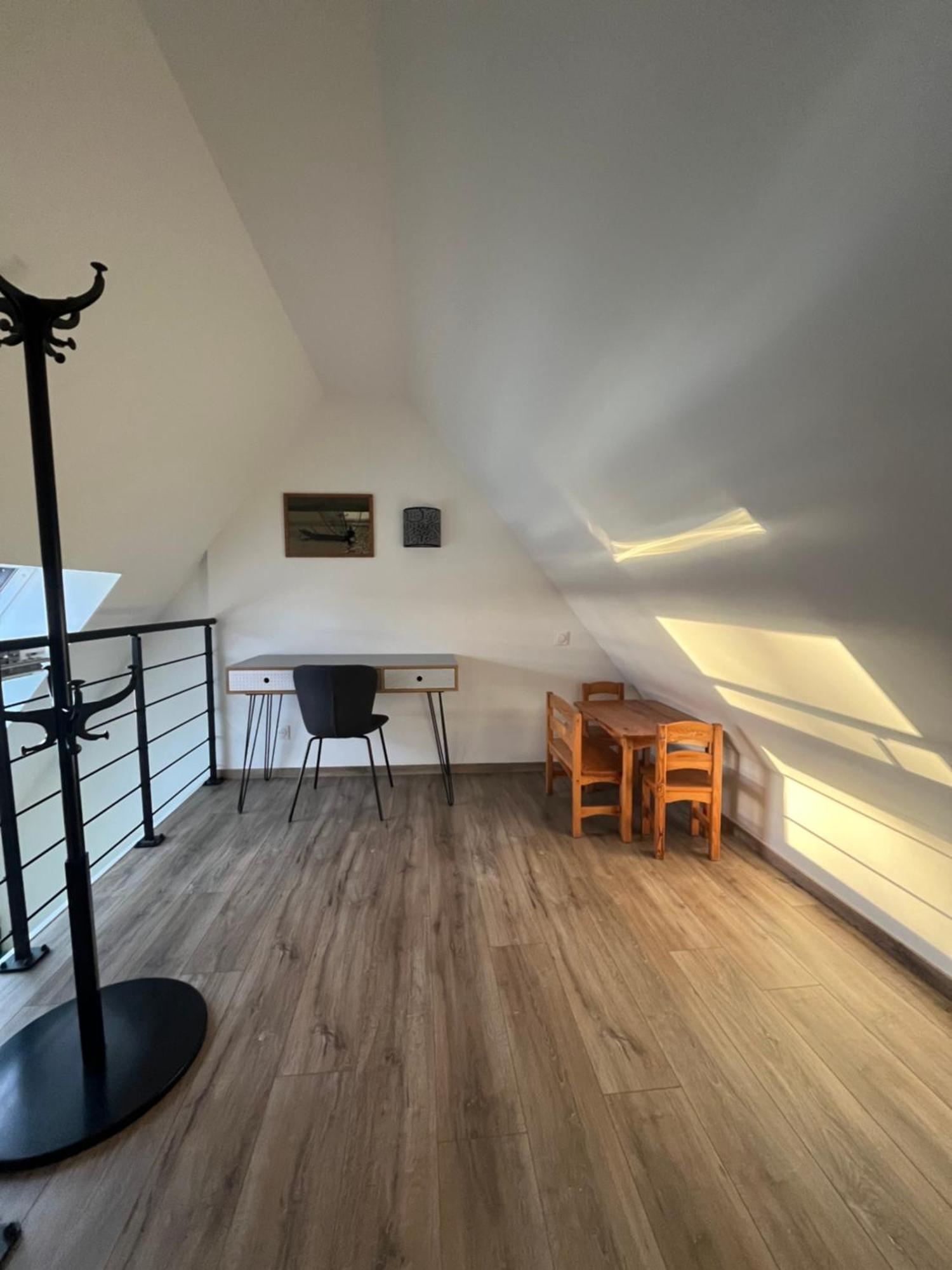 Maison Renovee Au Calme Bieville-Beuville المظهر الخارجي الصورة